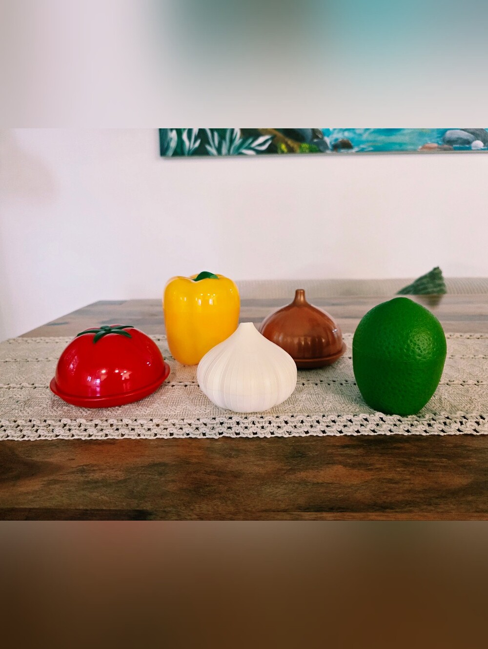 Lot of 5 Retro Fruit and Vegetable Food Savers